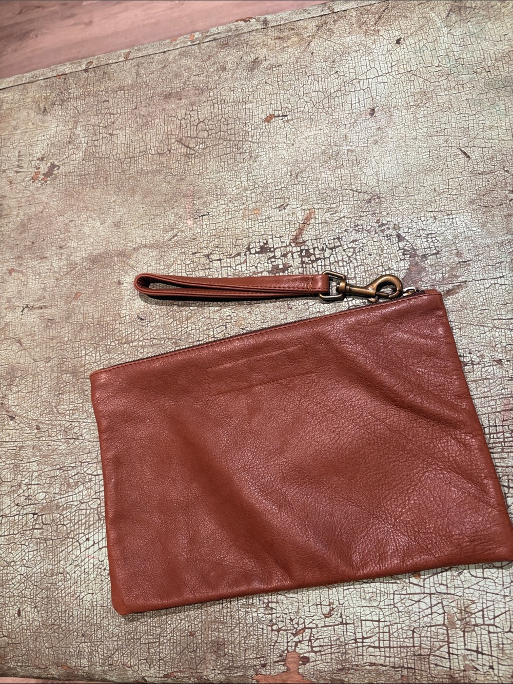 Kim White Camaro Auto Upholstery Leather Wristlet Clutch Made in USA - Picture 3 of 4